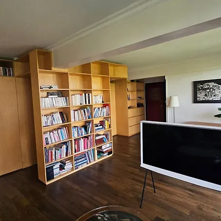 Big & Calm Familial With Balcony, Car Parking And Free Wifi Apartment Villejuif