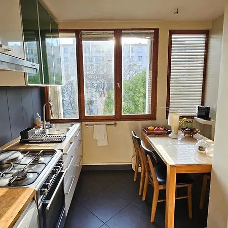 Apartment Big & Calm Familial With Balcony, Car Parking And Free Wifi Villejuif